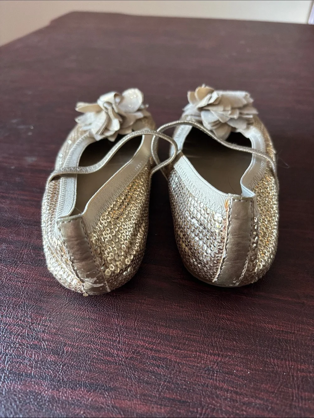 Stride Rite Glitter Gold Flower Mary Jane Flats